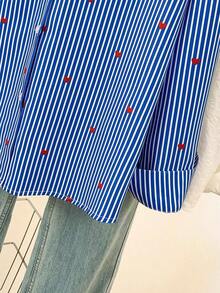 Blusa de mujer con cuello polo, estampado de corazones y rayas - Camisa casual de manga larga con botones, adecuada para uso diario en primavera, verano y otoño - rayas azul oscuro - Ver 6