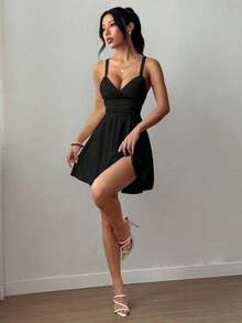 Vestido corto de punto sexy y elegante con escote en V, cintura fruncida y tirantes finos para mujer - Negro - Ver 5