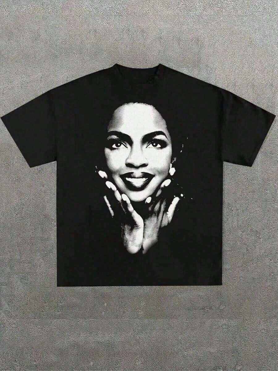 Break The System Lauryn Band Hill Lauryn Band, Casual Print, Comfortable And Versatile, 220g Pure Cotton Printed T-Shirt With Letter Pattern, Round Neck, Loose Fit. Suitable As A Gift. Women's T-Shirt. Blouses > Elegant. Boho Chic. Women's T-Shirt, Soft And Breathable: Perfect For Holidays, Travel And Festive Occasions, And Suitable For Wearing In Multiple Seasons. - 黑色 2 - 查看 1
