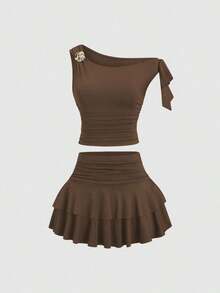 Conjunto de top de tirantes y minifalda plisada y con decoración de flores metálicas para mujer, ideal para el verano - Caqui - Ver 3