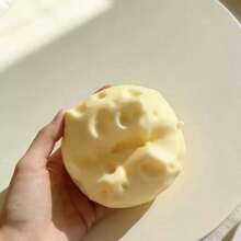 20261pc 7cm Pale Yellow Cheese Coconut Oil Cheese Squishy - Soft Dough Texture With Creamy Filling, Silent Squeeze Stress Relief Toy Desk & Mindful Breaks - 2025 Trending Sensory Gadget Adults - 均碼 - 查看 8