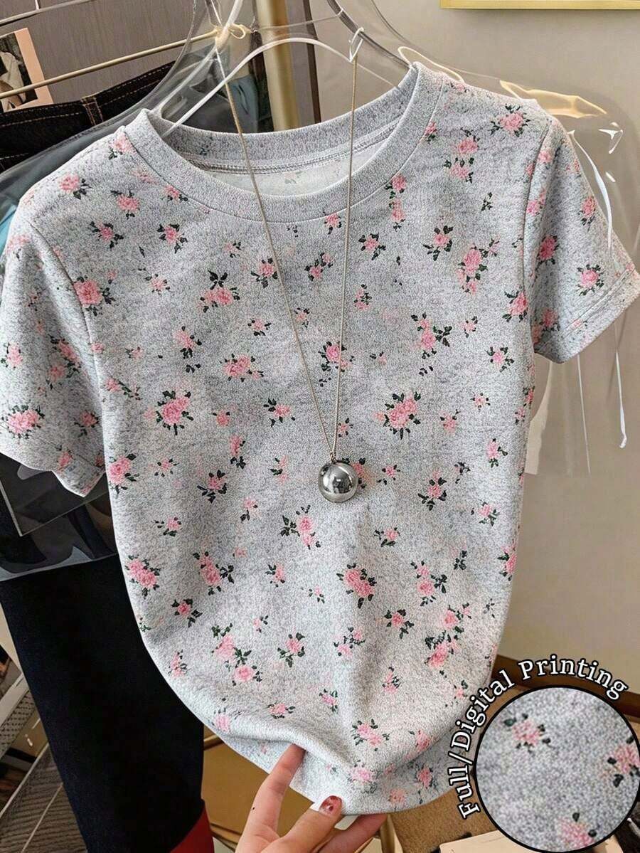 Camiseta casual de mujer de manga corta con cuello redondo, estampado de oso de dibujos animados y rayas - Multicolor - Ver 1
