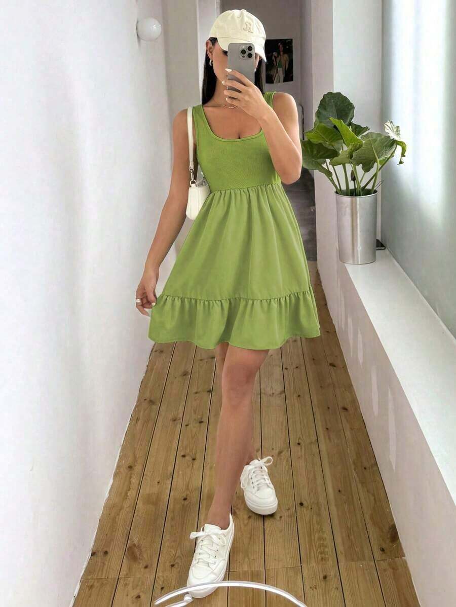 Vestido casual de mujer de unicolor con volantes en el bajo, para verano - Verde Oliva - Ver 1