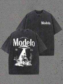 One Unisex Loose-Fitting T-Shirt With A Crew Neck And Short Sleeves, Featuring A Distressed Effect. Designed By A Y2K Style Artist, It's Made From 100% Cotton (220g). This Casual And Versatile Style Is Perfect For Streetwear, Everyday Wear, Camping, Concerts, And Hip-Hop, Rock, And Rap Events. It Features A Star Print And Is An Ideal Choice. - 黑色 - 查看 6