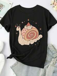 VivaGlam-Plus Size - Plus Size - Playful Snail & Swiss Roll T-Shirt for Women - Relaxed Round Neck, Short Sleeves, Comfortable Fit, Ideal for Spring/Summer - Washable - Negro - Ver 5