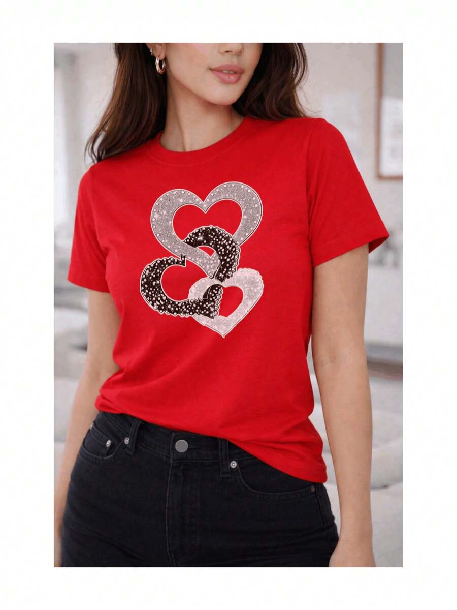 Soft 100% Cotton Women's T-Shirt With An Intertwined Heart Print, Shimmering Textured Effect, Glamorous And Elegant Style, And Rhinestone Embellishments. Breathable Cotton T-Shirt That Goes With Everything. - 紅色 - 查看 1