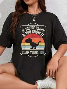 Vintage Style T-Shirt "If You're Happy And You Know It", Dinosaur Print, Plus Size For Women, Casual Style, Fun Short Sleeve T-Shirt With Oversized Print, Innovative Round Neck Top. - 黑色 - 查看 6