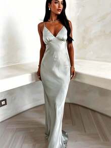 Vestido mujer 2026 verano nuevo, con cuello en V, sin mangas, elegante, ajustado en la cintura y de estilo moderno - Gris Claro - Ver 1