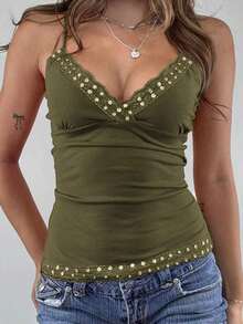 Top de tirantes finos estilo Y2K, de color sólido, sin espalda, ajustado y sexy, con encaje, estilo urbano para graduaciones, ideal para la playa en verano, citas, festivales de música, 4 de julio y más ocasiones informales. - Verde militar - Ver 6