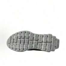 ALO Yoga Runner Round Toe Lace-Up Low-Top Running Shoes, Unisex - 灰色 - 查看 4