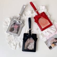 1 Peça Suporte de Cartão de Foto com Laço Elegante, Protetor de Cartão de Foto de Couro PU, Caixa de Exibição com Padrão Gravado Fofo, Suporte de Cartão Portátil, Adequado para Carteira de Estudante/Cartão de Transporte, Ótimo Presente para Adolescentes e Colecionadores, Opções de Várias Cores, Perfeito para Volta às Aulas - Capa para cartas - Visão 9