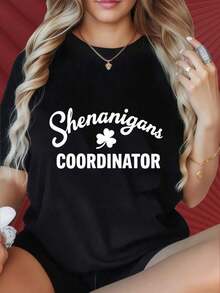 Camiseta de Mujer "Shenanigans Coordinator", Camiseta Divertida para el Día de San Patricio, Top Casual, Regalo de Irlanda, Camiseta con Estampado de Trébol de la Suerte, Adecuada para Reuniones Familiares, Fiestas de Navidad, Actividades Deportivas, Fiestas de Fin de Año, Salidas, Deportes y Otros Regalos Festivos. - Negro - Ver 1