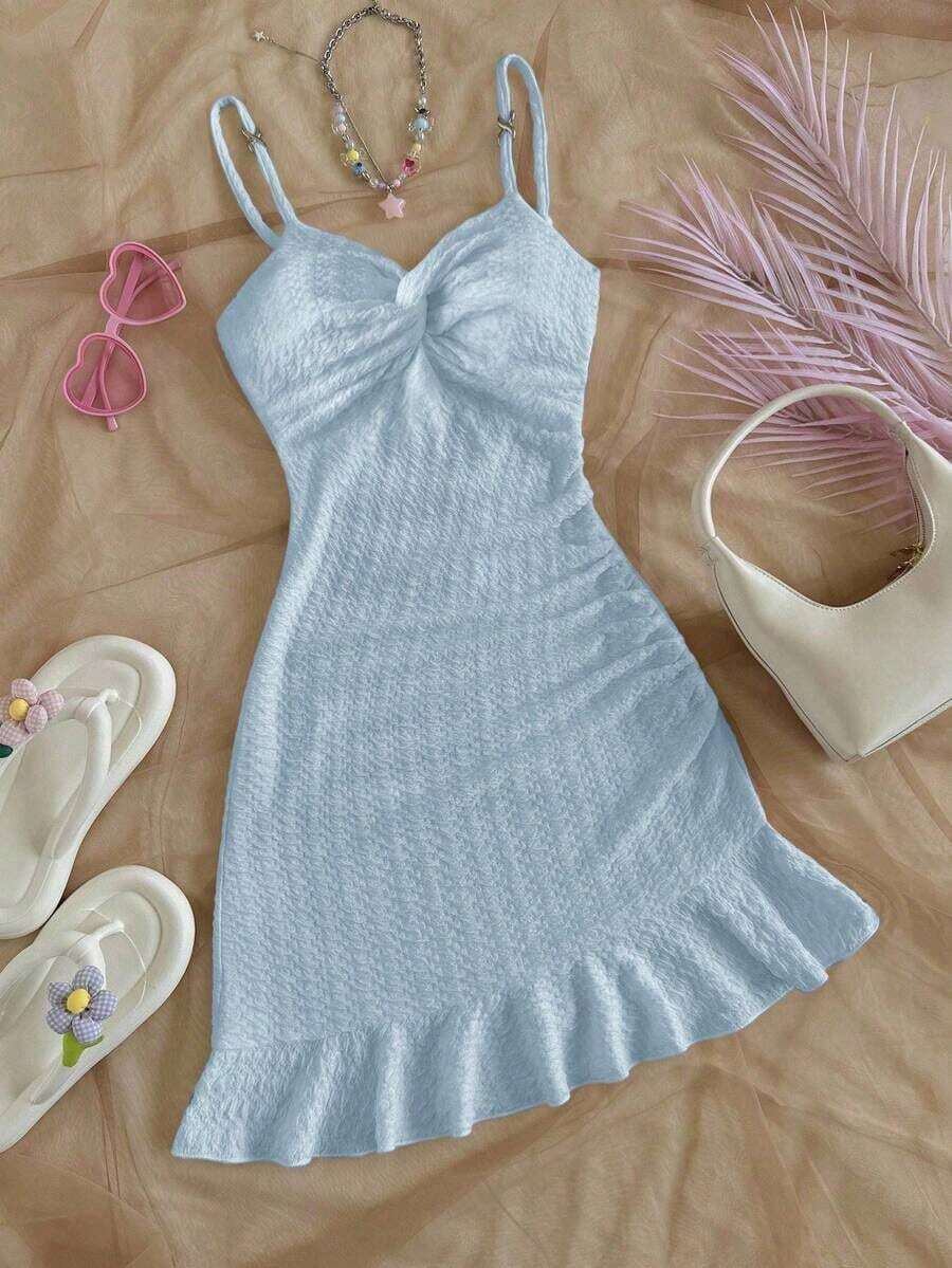 Vestido mini ajustado con cintura ceñida, bajo con volantes y giro asimétrico en el pecho, tejido en rojo, adecuado para vacaciones, citas, té de la tarde, vacaciones, festivales de música, estilo bohemio - Celeste - Ver 1