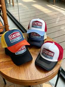 1顶绣有熊和鲨鱼图案的STATION撞色五片式网眼棒球帽，透气可调节尺寸，适合日常休闲防晒、海滩度假等多种场合。 - 棒球帽 - 查看 12