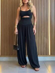 ChicMe Mono de mujer con tirantes finos y espalda descubierta, mono corto de cintura alta con pliegues, adecuado para fiestas, uso diario y ropa de calle - Negro - Ver 3