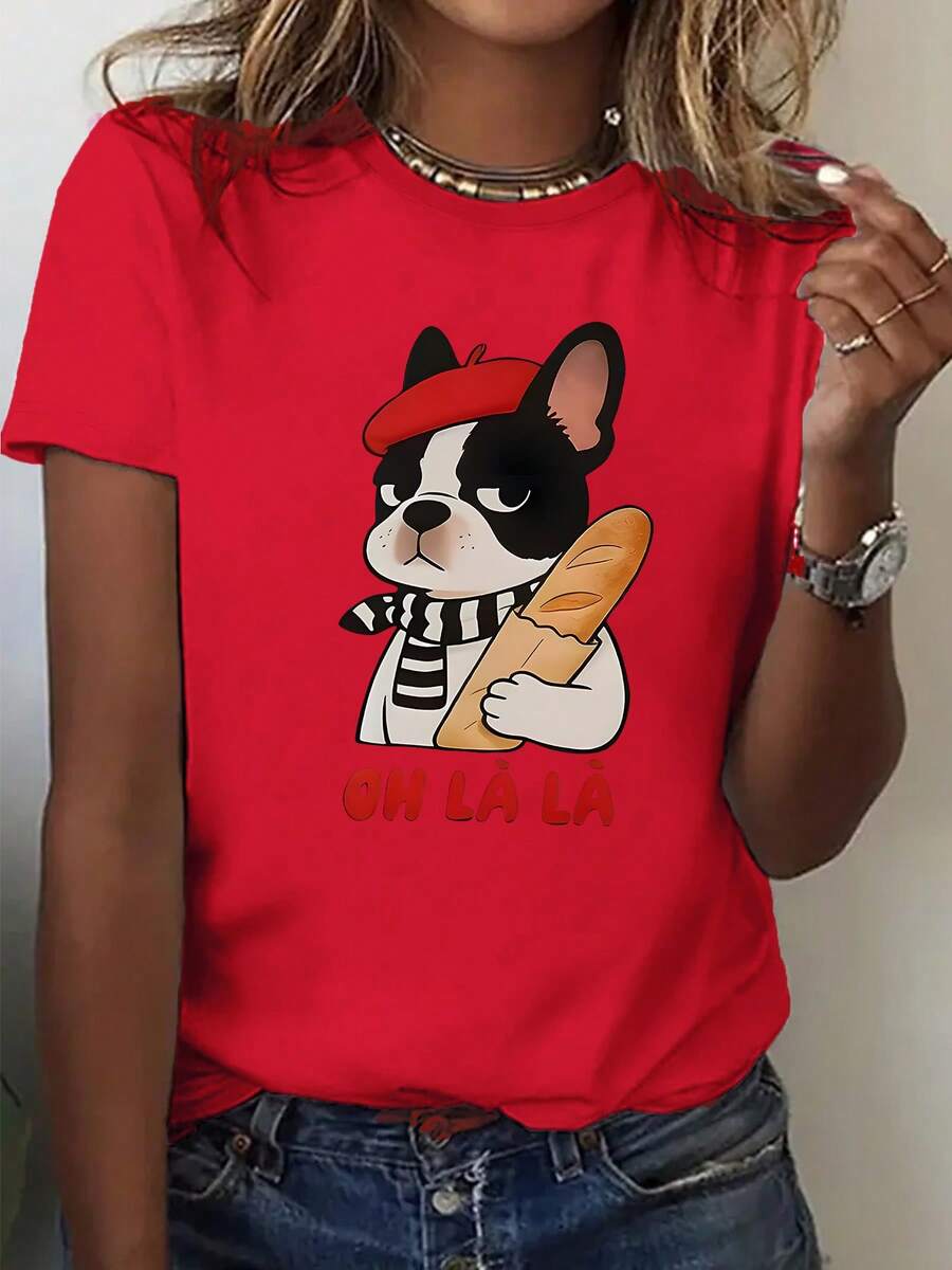 Plus Size - Plus Size - A Women's T-Shirt Featuring A French Bulldog Wearing A Red Beret And A Black And White Striped Scarf, Holding A Baguette, With The Text 'OH Là Là' Printed Underneath In Large Letters And A Round Neck Design. - 紅色 - 查看 1