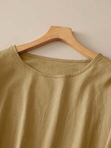 2 piezas Conjunto vintage casual: Blusa con mangas de volantes de unicolor y falda asimétrica con bolsillo con botón, conjunto versátil retro para el día a día y el verano - Caqui - Ver 4
