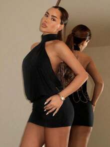 ICON Vestido mini ajustado con cuello alto, espalda descubierta y volantes - Negro 3 - Ver 4