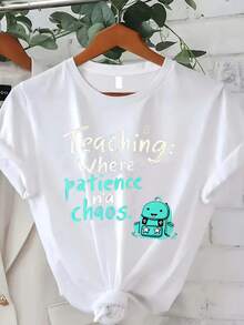 Camiseta divertida de profesora para mujer, talla grande, con diseño de caos, lápices y libros, top casual de manga corta y cuello redondo, regalo cómodo para trabajadores de la educación, ropa de trabajo. - Blanco - Ver 8
