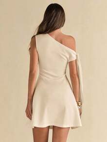 Falda asimétrica elegante de línea A con volantes en el bajo y detalle de lazo en el hombro en diseño ajustado negro para mujer - Albaricoque - Ver 2