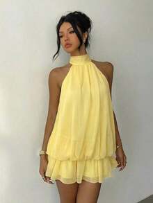 Vestido mini elegante de mujer con cuello halter y lazo en color amarillo claro - Amarillo claro - Ver 5