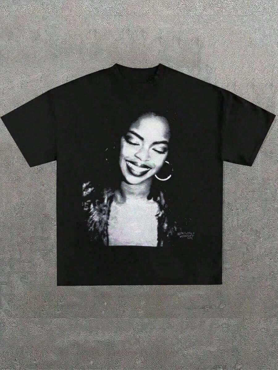 Break The SystemLauryn Band Hill Lauryn Band, Estampado Casual, Cómoda y Versátil, Camiseta Estampada de Algodón Puro de 220g con Patrón de Letras, Cuello Redondo, Corte Holgado Adecuado como regalo. playera de mujer. blusas>elegantes. boho chic,Camiseta para mujer, suave y transpirable: perfecta para vacaciones, viajes y ocasiones festivas, y adecuada para usar en múltiples estaciones. - Negro 3 - Ver 1