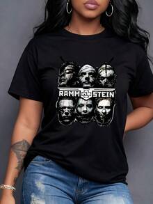 La imagen captura la esencia de los miembros de Rammstein su música potente y su legado perdurable Ideal para fans del metal industrial que aprecian la autenticidad y el impacto cultural global Camiseta de mujer 100% algodón,maija mujer curvy. - Negro - Ver 1