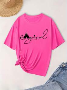 Camiseta de cuello redondo de talla grande, adecuada para disfraces y atuendos casuales - Diseño casual con letras de temática mágica, lavable a máquina, ajuste cómodo para eventos temáticos y como pieza para superponer. - Rosa Fucsia - Ver 1