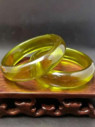 20mm Wide Faux Amber Bangle Bracelet For Women, Resin Amber-Like Jewelry, Suitable For Casual Wear, Fashion Accessory For Daily And Party Occasions, No Electroplating, No Inlay, Suitable For All Seasons