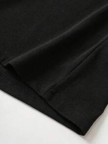 Camiseta de mujer con estampado de ramen de una sola pieza - Camiseta casual de cuello redondo compatible con Lucky Corner, adecuada para conjuntos temáticos, uso diario y para usar en capas - Lavable a máquina y cómoda. - Negro - Ver 3