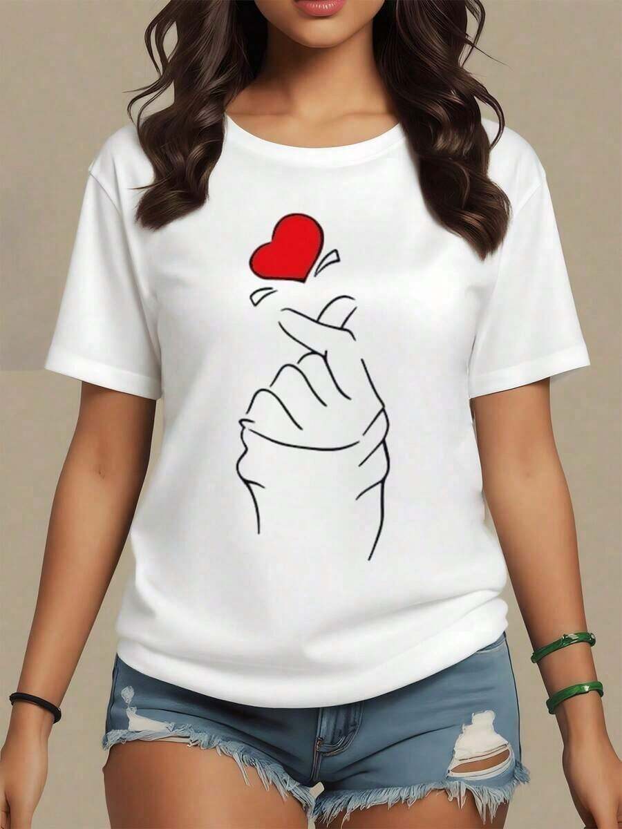The Print Shows A Hand Making The Korean Heart Gesture That Symbolizes Affection And Sincere Connection Between People. Women's T-Shirt, 100% Soft And Comfortable Cotton For Everyday Wear, Maija Curvy Women. - 白色 - 查看 1