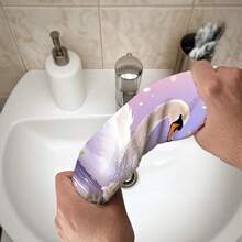 1pc/2pcs Cute Healing Style Swan Pattern Printed Handkerchief. The Size Is 16 * 24 Inches, Suitable For Kitchen Decoration Or Exquisite Gifts. It Can Be Used For Cleaning And Wiping Items, As Well As For Home Decoration. Suitable For Various Purposes In Kitchens And Restaurants, It Is An Ideal Kitchen Utensil. - Multicolor - View 8