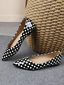 XBYASDF 2026 New Women's Pointed Toe Flat Shoes, Black & White Polka Dot Slip-On Ballet Shoes, Comfortable Elegant Commuter Shoes - Black - View 5