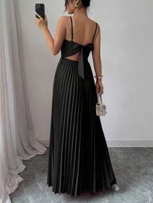 Vestido largo de mujer de unicolor, minimalista y casual con tirantes finos, espalda descubierta y lazo - Negro - Ver 5