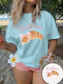 Women's Short-Sleeved T-Shirt With Round Neck, 100% Polyester Fiber, Machine Washable, Easy Care, Casual Design With French-Style Letter And Dessert Print, Romantic Breakfast Print, New Summer Collection 2026, Suitable For Daily Wear And Travel. - 淺藍色 - 查看 1
