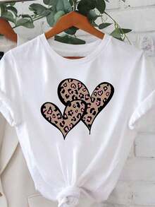 Plus Sizes - Plus Sizes - Unique Fashion With Personalized Style, This Plus Size Women's Casual Crew Neck T-Shirt Features A Leopard Heart Print, Perfect For Daily Wear, Shopping, Parties And Travel, Offering Versatility And Elegance. - 白色 - 查看 1