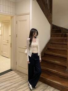 精緻優雅緹花蕾絲細肩帶背心與圓領透視紋理開襟衫套裝，度假新品 - 米杏套裝 - 查看 8