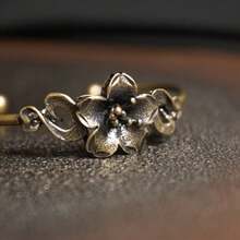 1pc Vintage Zen-Style Lotus Flower Embossed Copper Bangle Bracelet, Handmade Distressed Open Cuff Bracelet, Elegant Daily Accessory Gift For Girlfriend/Mother-In-Law - Brown - View 9