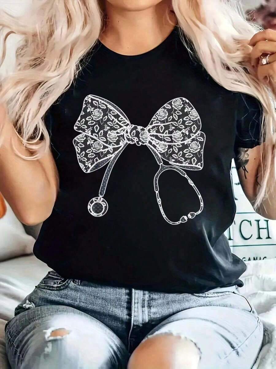 Women's 100% Cotton T-Shirts With A Floral Print, Lace, Bow, Stethoscope, And A Flirty Style, Perfect For Nurses And Medical Staff. Soft, Short-Sleeved, Fashionable, And Comfortable Printed Cotton T-Shirt For Summer. - 黑色 - 查看 1
