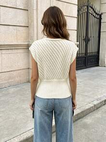 Áo khoác cardigan dệt kim màu trắng khoét lỗ mùa hè mới, cổ chữ V, cài một hàng khuy, dáng ôm, phong cách công sở thanh lịch, phù hợp cho đi làm và mặc thường ngày vào mùa xuân/hè. - trắng - Xem 5