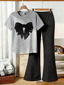 1 Conjunto de Camiseta de Manga Corta con Estampado de Lazo y Pantalones Acampanados, Adecuado para Adolescentes. Regalo Perfecto de Verano para Uso Escolar y Exterior, Primavera/Verano - Multicolor - Ver 1