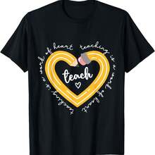 Valentine's Day Teacher Appreciation T-Shirt - "Teaching is a Wclothesk of the Heart" Graphic Print, clothes clothes, Regular Fit, Shclothest Sleeve, - Negro - Ver 1