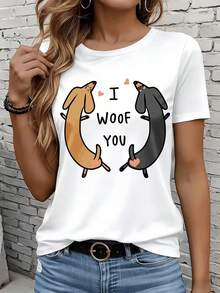 Women's Short-Sleeved T-Shirts In Black And White Are Suitable For Everyday Wear, Lounging At Home, And Outdoor Activities. This "I Woof You" Cartoon Dachshund T-Shirt Is Perfect For Dog Lovers, Is Unisex, Made Of White Cotton, And Is Casual And Ideal For Summer, Making It A Great Gift For Holidays Or Special Occasions. - 白色 - 查看 7