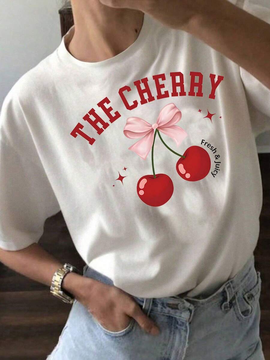 Women's Oversized White T-Shirt With "Fruit Of The Spirit" And Cherry Print, Summery And Bohemian Style. White Short-Sleeved T-Shirt With A Graphic Design Of Red Cherries On The Back, Ideal For Fresh And Feminine Looks. - YH567-白色 - 查看 1