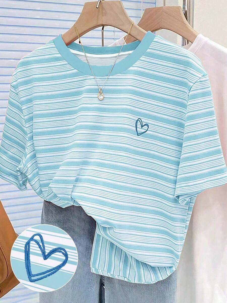 Camiseta de cuello redondo casual con estampado digital a rayas y bordado de fresa, regalo para amigos - Multicolor - Ver 1