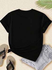 Camiseta de talla grande con estampado gráfico de Raggedy Ann & Andy para mujer, de cuello redondo y manga corta, tejido de poliéster, elasticidad media, cómoda para todas las estaciones, top de verano a la moda. - Negro - Ver 4