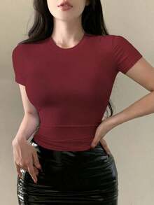 Camiseta de manga corta para mujer de ajuste ceñido, de cuello redondo y unicolor para el verano - Burdeos - Ver 2