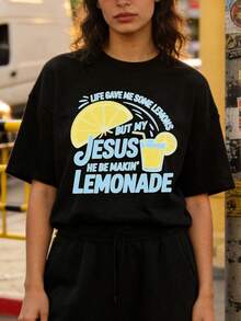 Women's Summer Clothing, Soft And Casual Cotton T-Shirt With Round Neck, Lemon Print With The Phrase "LIFE GAVE ME SOME LEMONS BUT MY JESUS HE BE MAKIN' LEMONADE". Black Color. - 黑色 - 查看 2