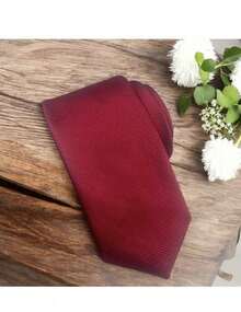 Men's Striped Tie In A Solid Color With A Quality Texture, Essential For Weddings, Business, And Formal Occasions. - Burdeos - Ver 2