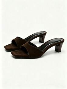Sandalias de tacón grueso con punta cuadrada de gamuza Merlot, Mules minimalistas de tacón medio con una correa, Sandalias casuales versátiles de slip-on para mujer - Marrón - Ver 2